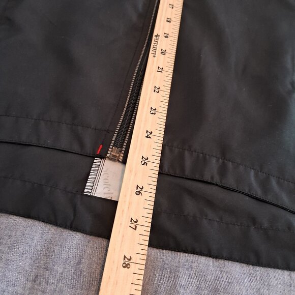 Lululemon running vest - Picture 9 of 9